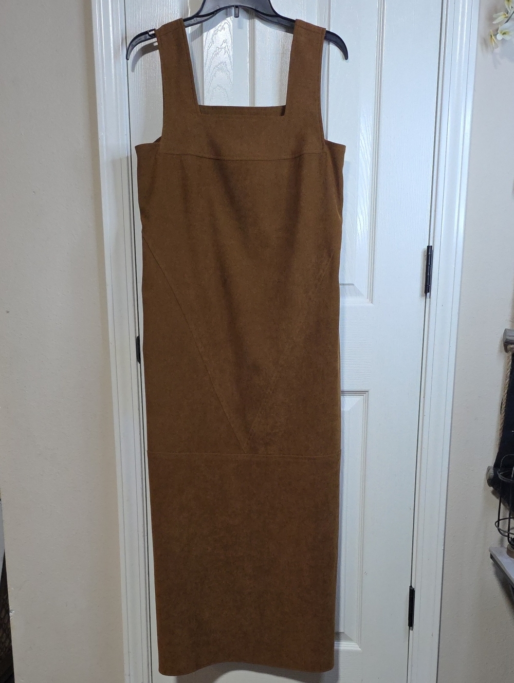Harve Benard Brown Sleeveless Maxi Sheath Dress